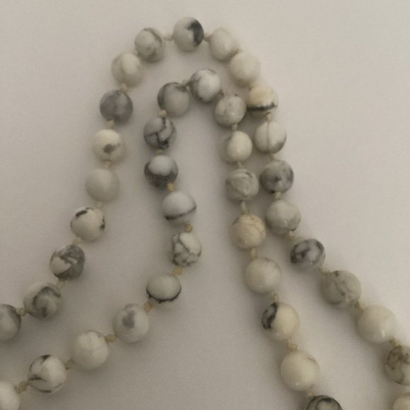 Vintage Jan Michaels San Francisco Necklace Signed Howlite Beaded Chain Brass - Picture 7 of 11